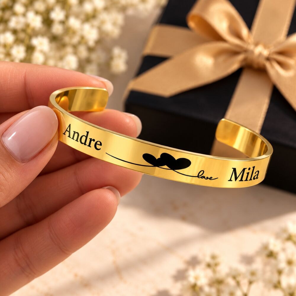 Prachtig cadeau voor hem of haar voor die speciale gelegenheid Liefdes armband met namen