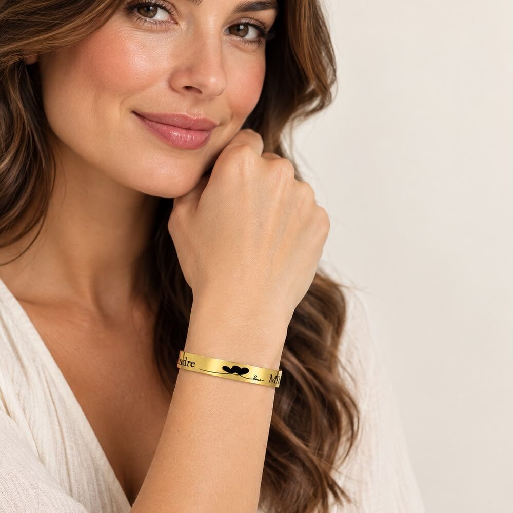 Liefdes armband met namen graveren