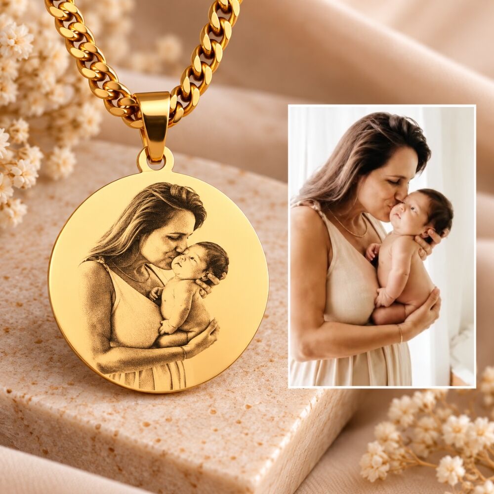 Colgantes collar con grabado fotográfico de damas en color oro