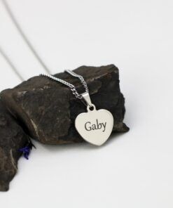 Dames ketting graveren | hartje met naam of tekst Titanium zilveren kleur