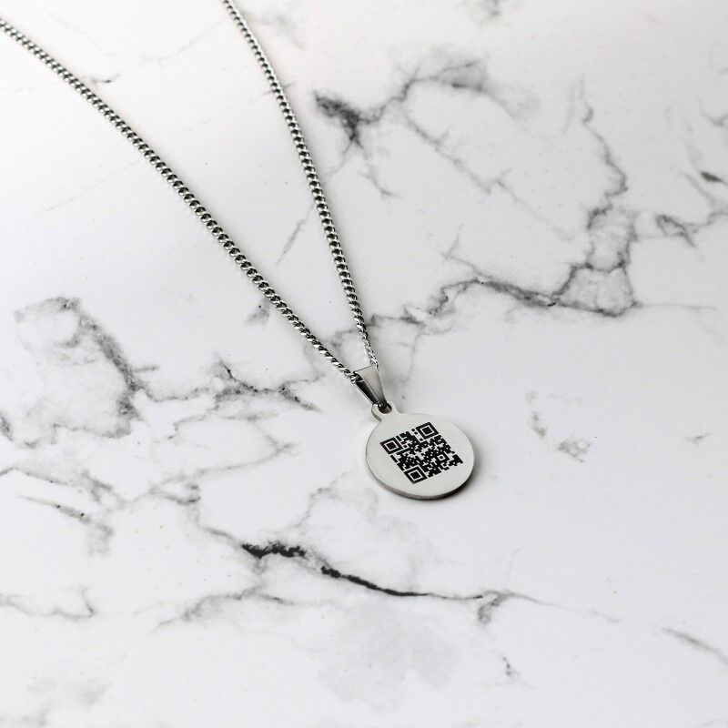 Kette mit QR-Code gravieren Anhänger silberne Titan-Kette mit Geheimcode