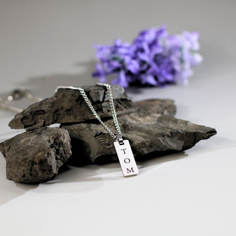 Personalized Bar necklace with name