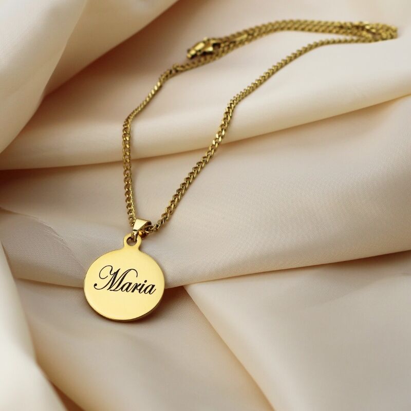 Hanger met naam graveren goud kleurig vriend, vriendin kind ronde hanger met ketting