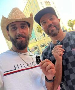 Leren heren ketting zwart Stoere graveerde zwarte hanger met letter datum of tekst