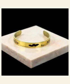 Liefdes armband met namen Titanium graveren